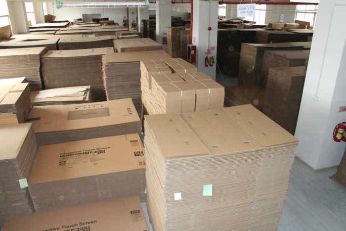 倉(cāng)庫(kù)一角